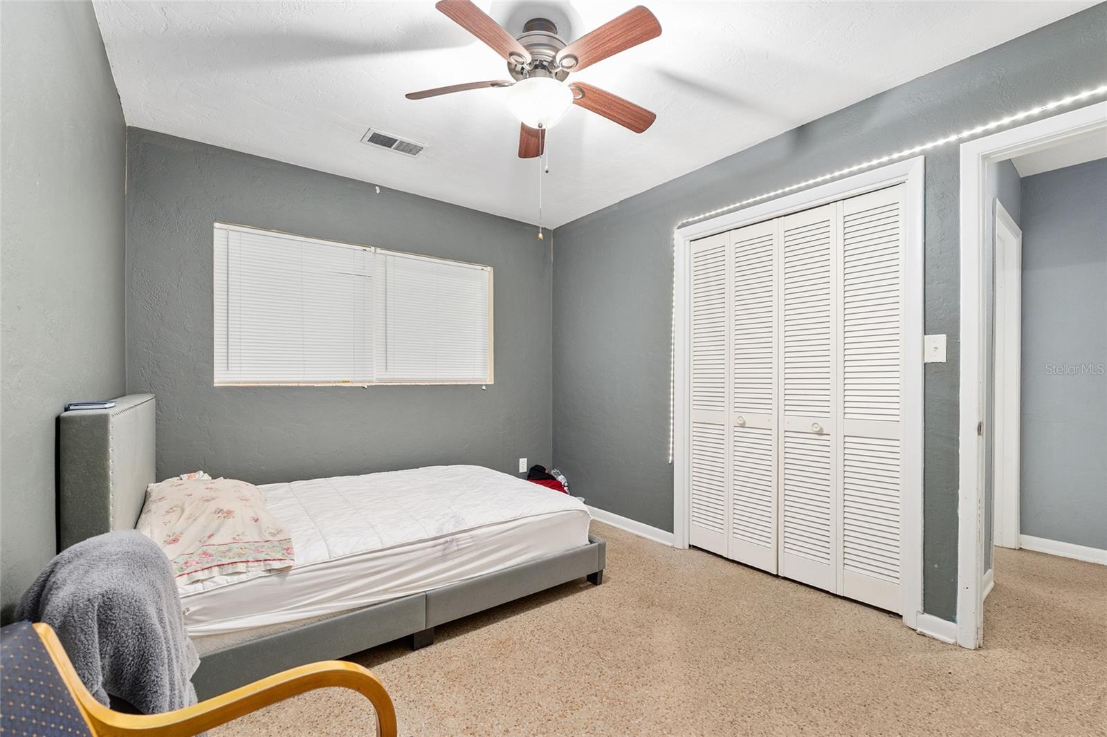 Image 22 of 43 For 305 34th Street