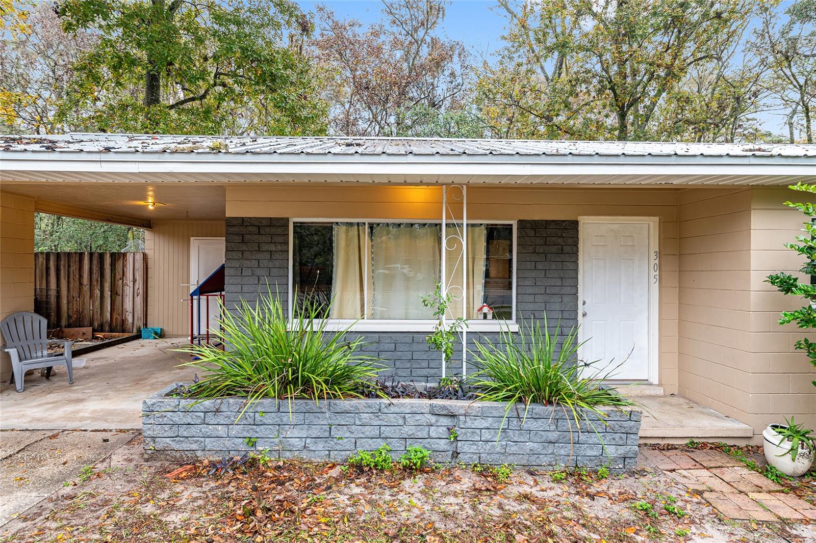 Image 40 of 43 For 305 34th Street