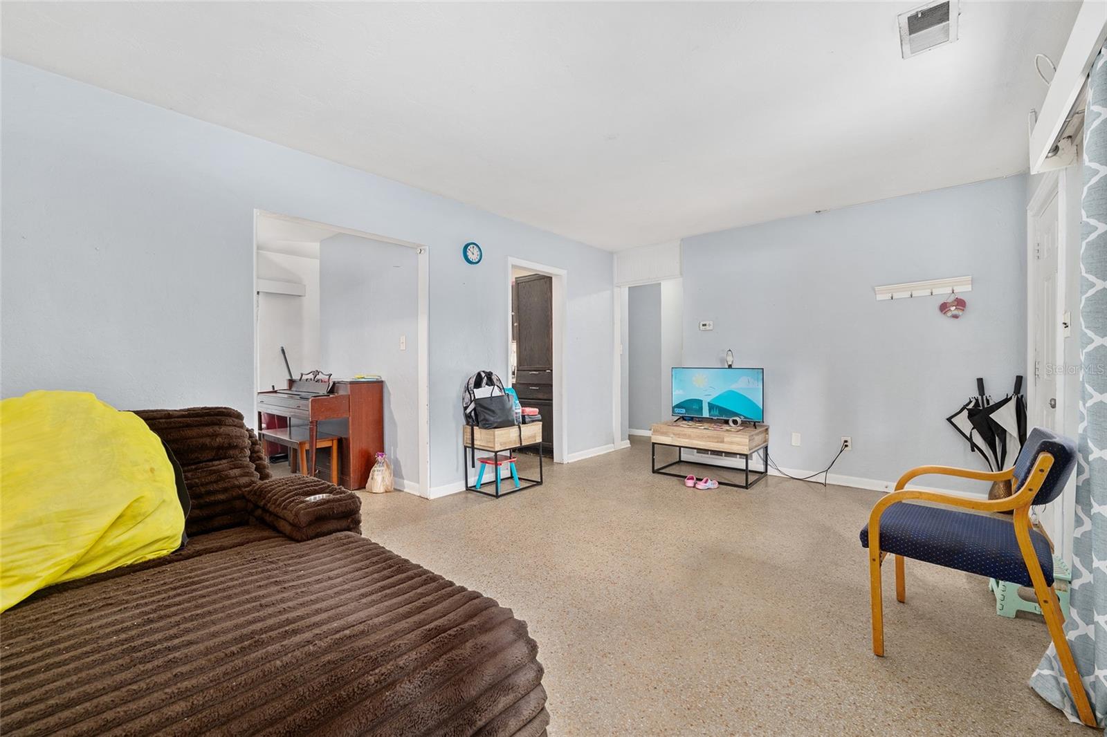 Image 7 of 43 For 305 34th Street