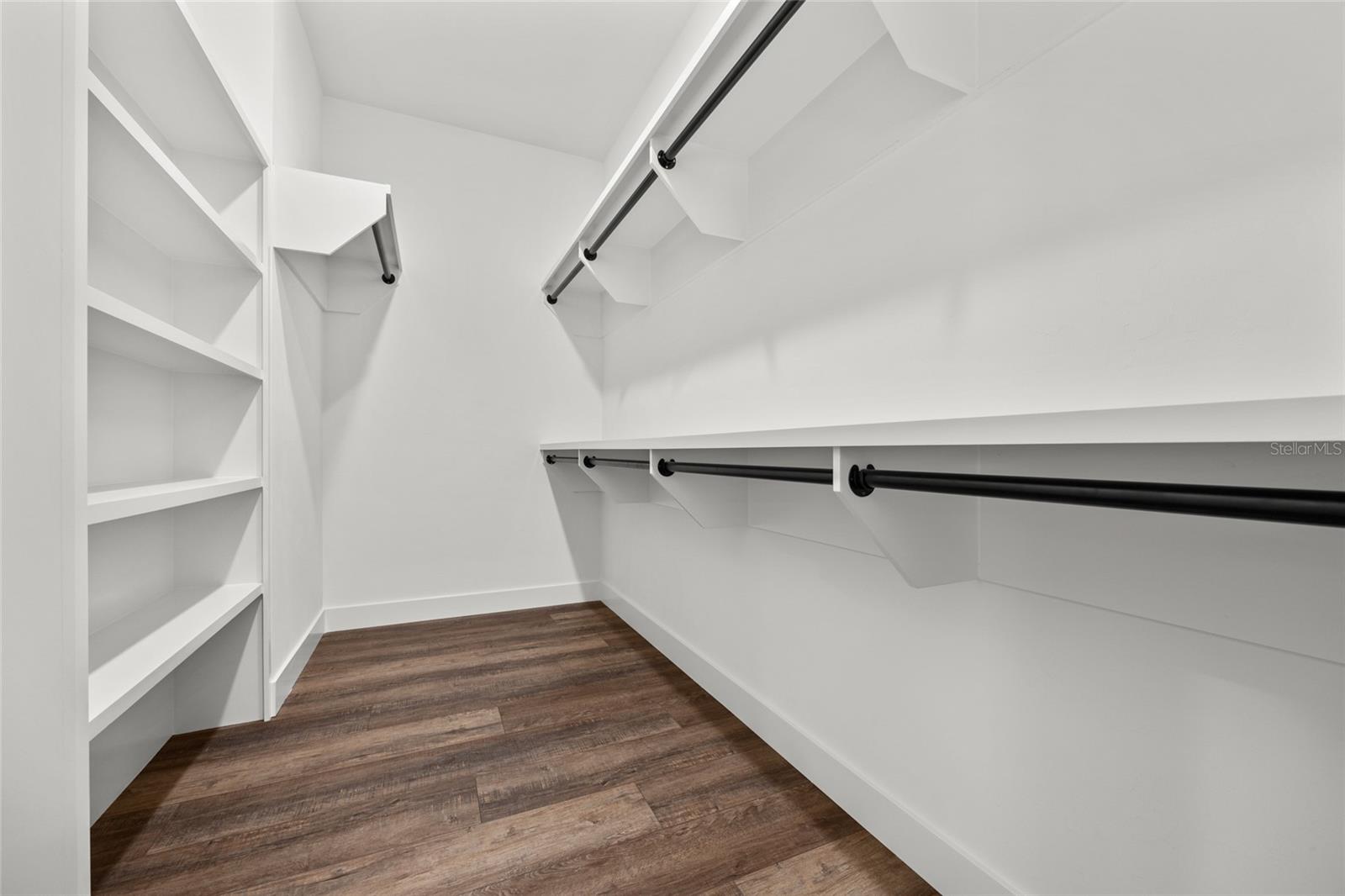 Image 27 of 35 For 19125 High Springs Main Street