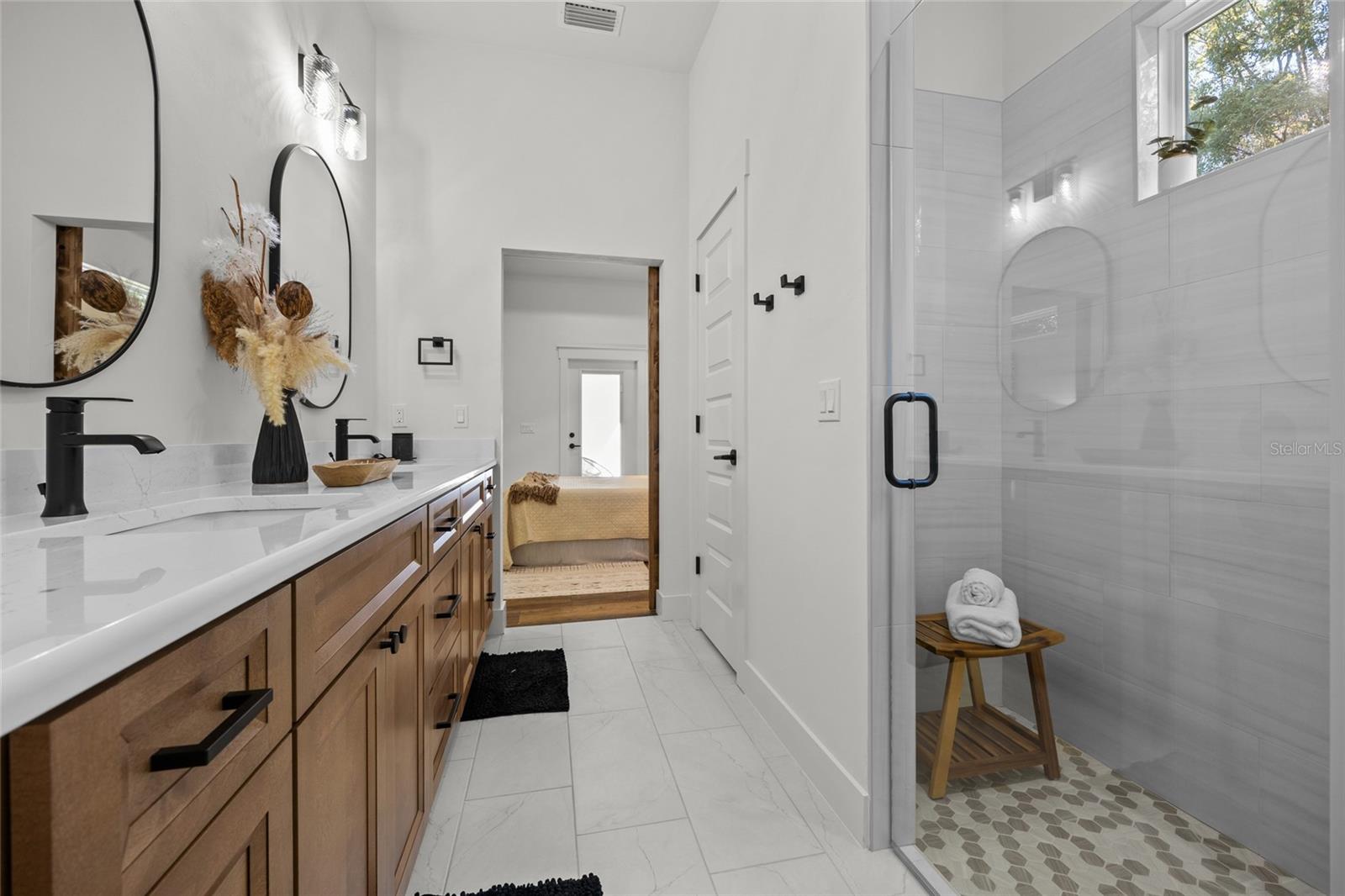 Image 29 of 35 For 19125 High Springs Main Street