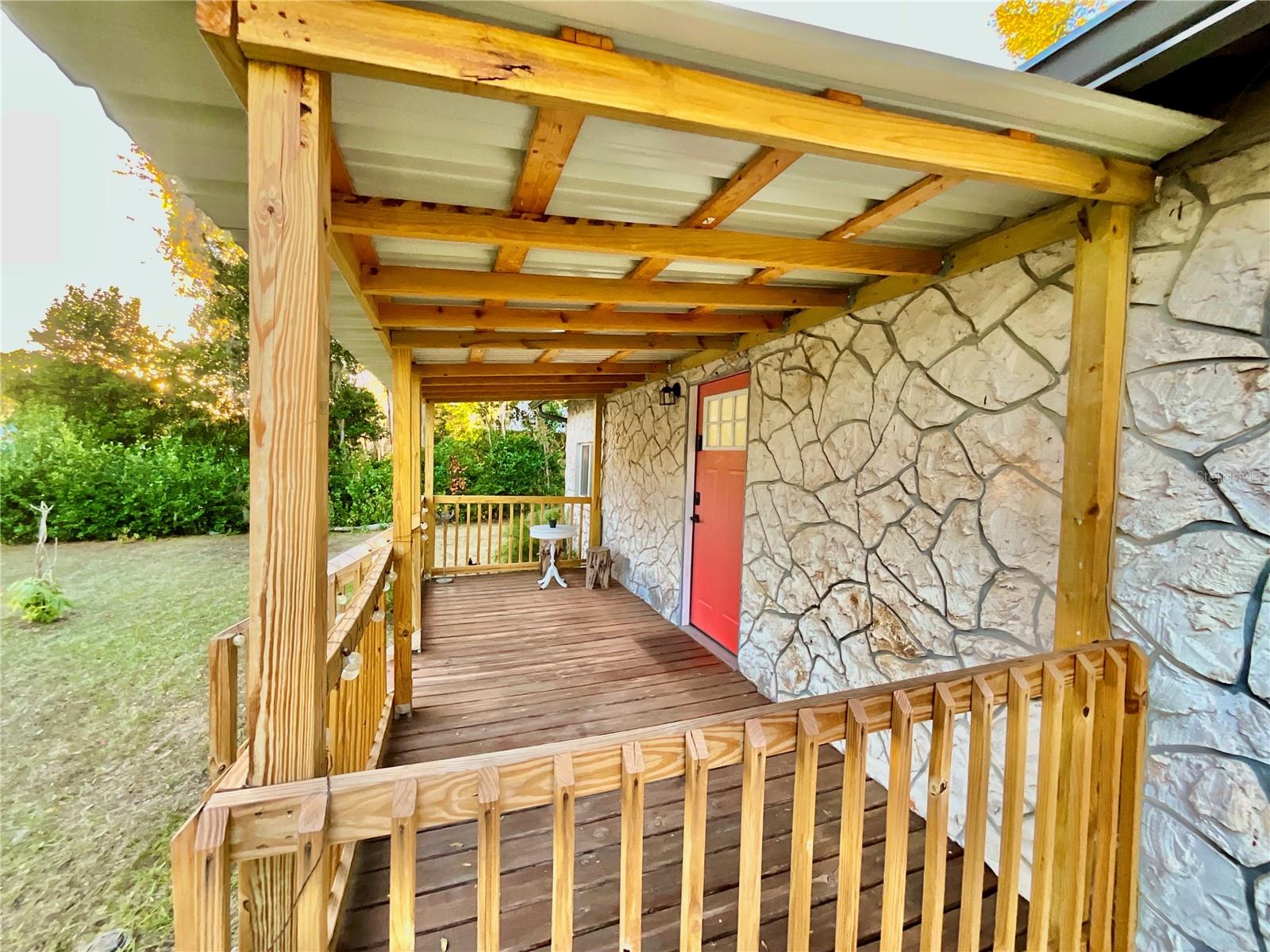 Image 29 of 34 For 18713 Charlotte Avenue