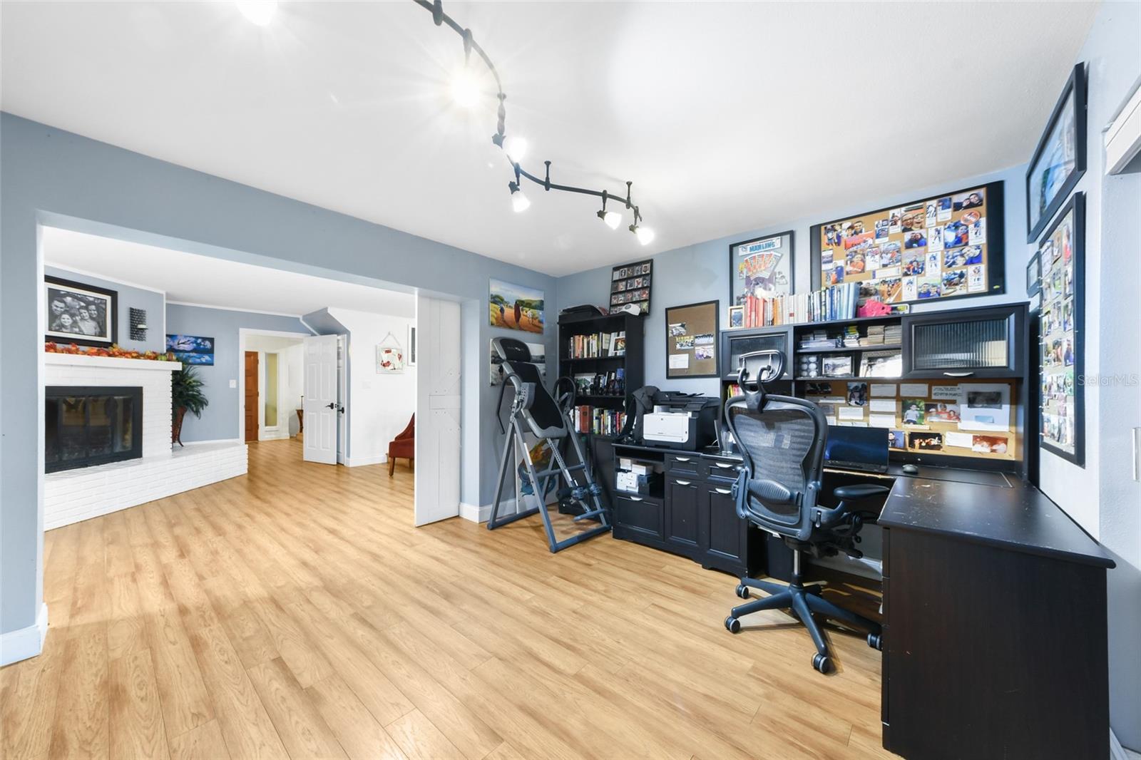 Image 18 of 49 For 1916 21st Street