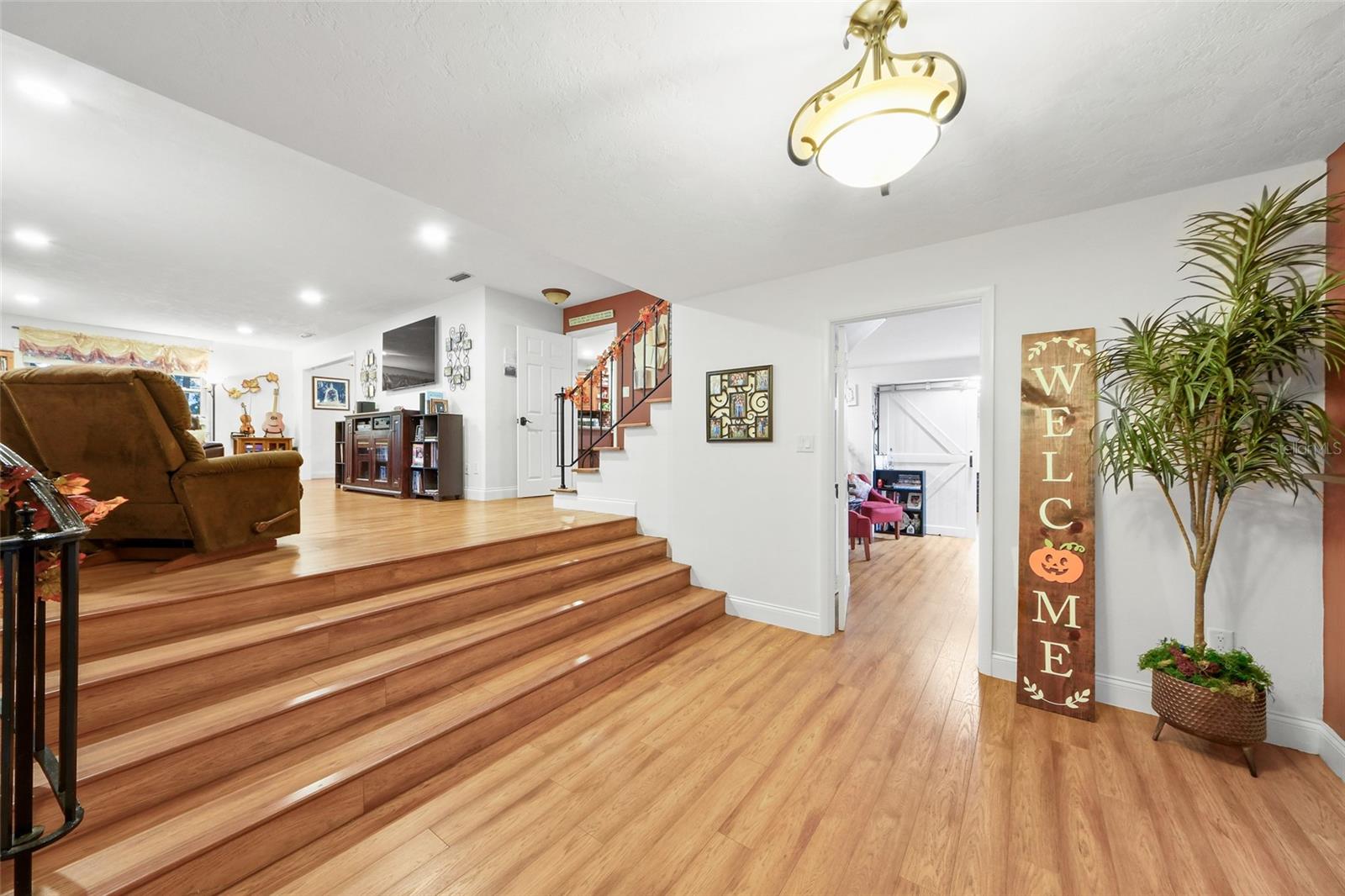 Image 4 of 49 For 1916 21st Street