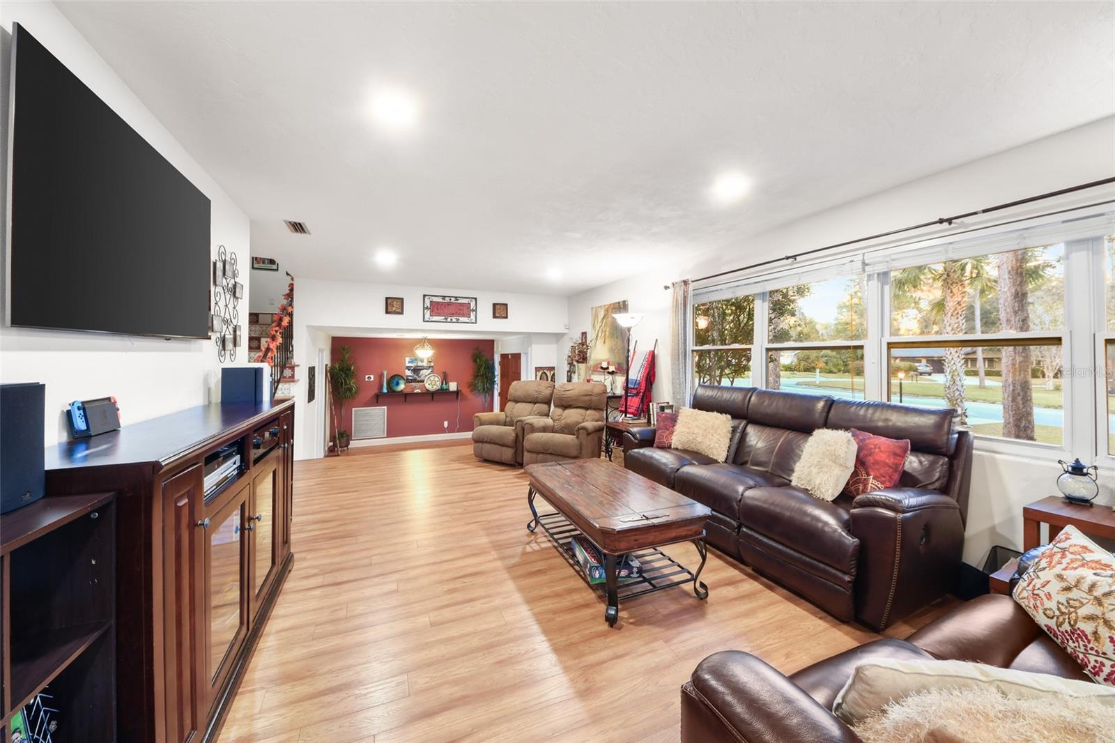 Image 7 of 49 For 1916 21st Street