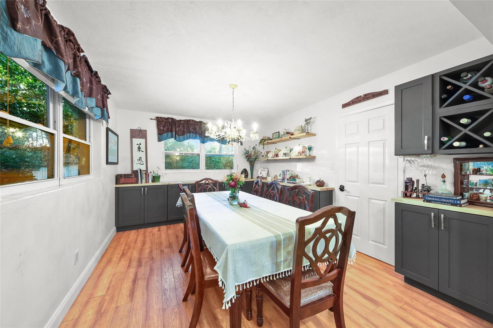 Image 9 of 49 For 1916 21st Street