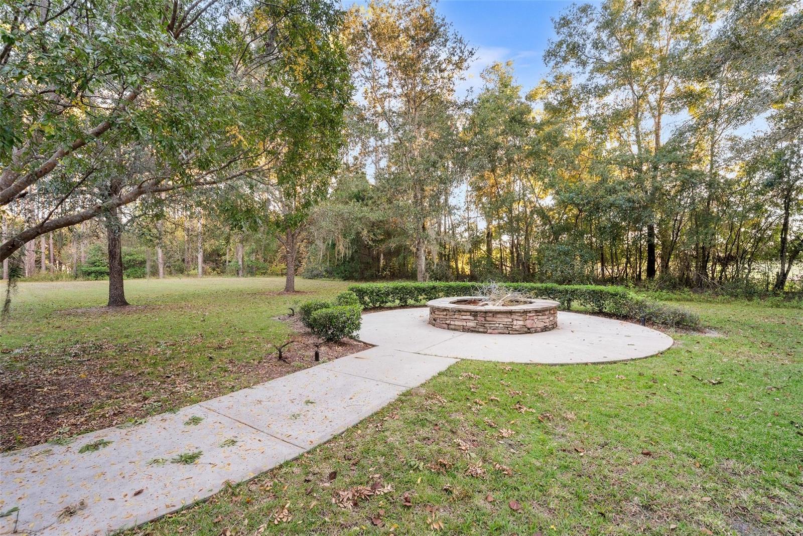 Image 23 of 25 For 18928 21st Place