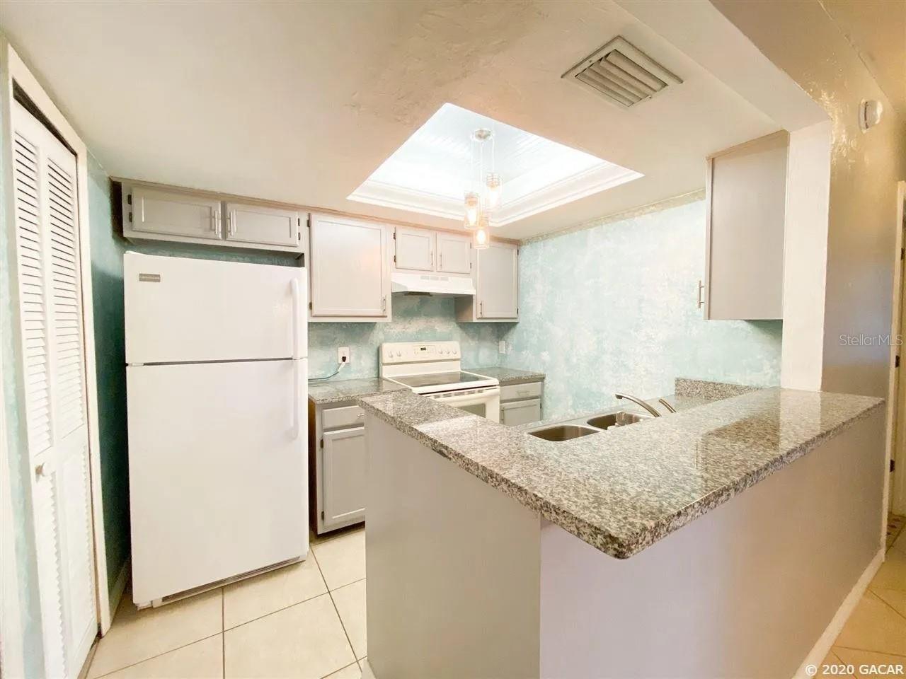 Image 6 of 19 For 5855 8th Place