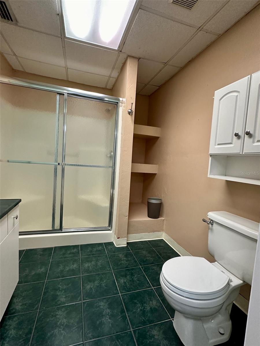 Image 15 of 31 For 905 8th Avenue