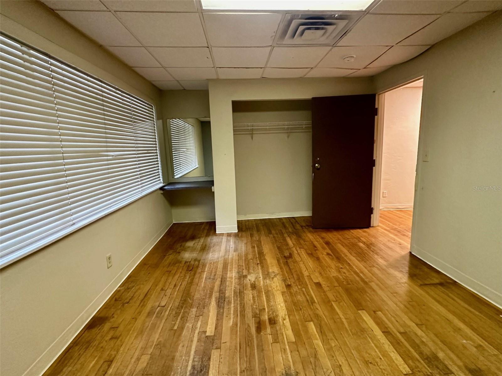 Image 25 of 31 For 905 8th Avenue