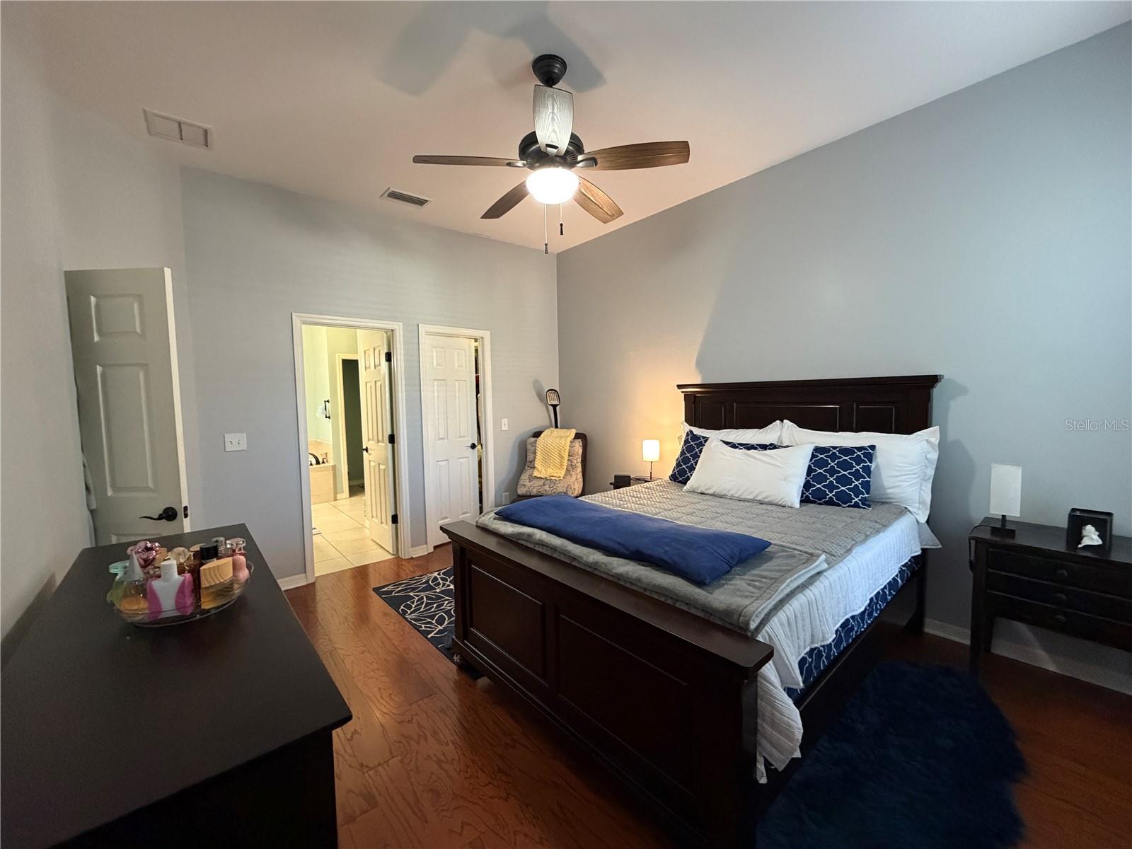 Image 17 of 55 For 7640 25th Avenue