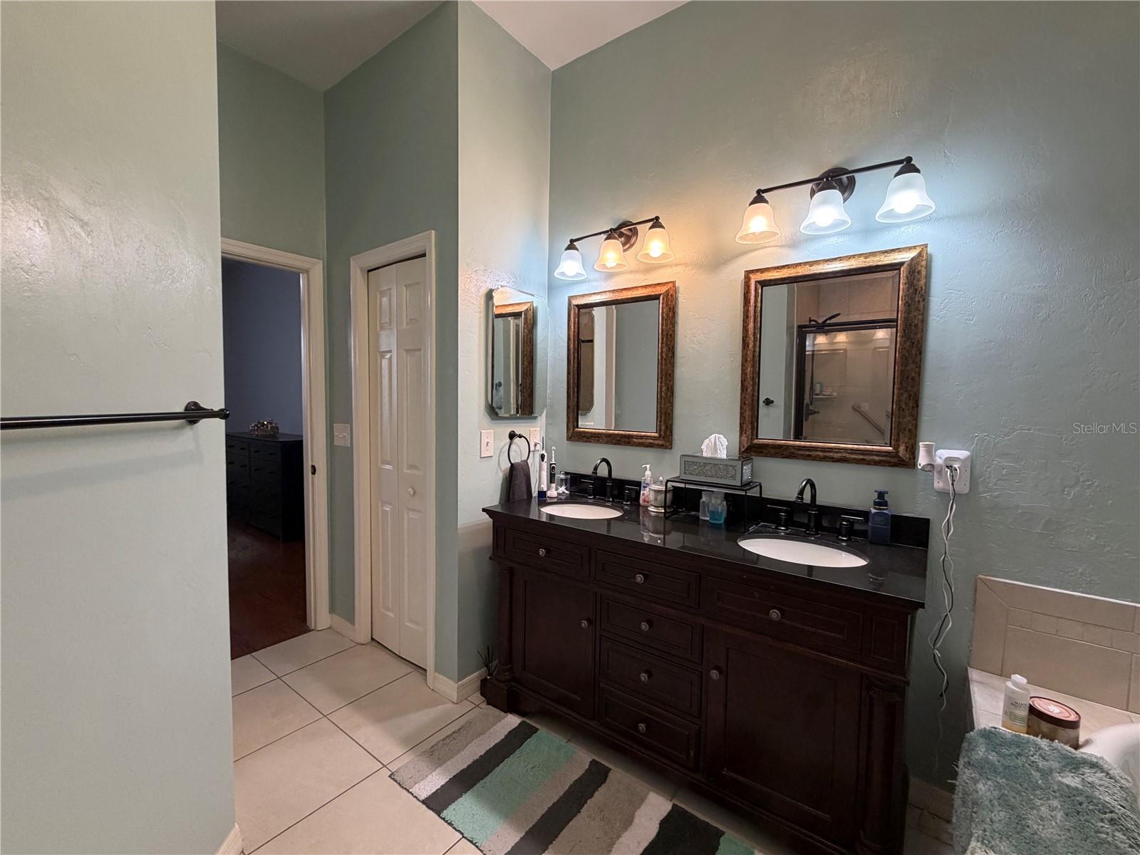 Image 24 of 55 For 7640 25th Avenue