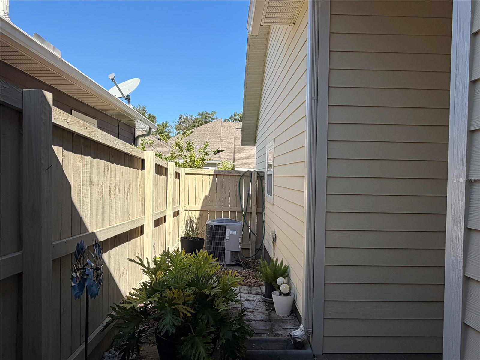 Image 41 of 55 For 7640 25th Avenue