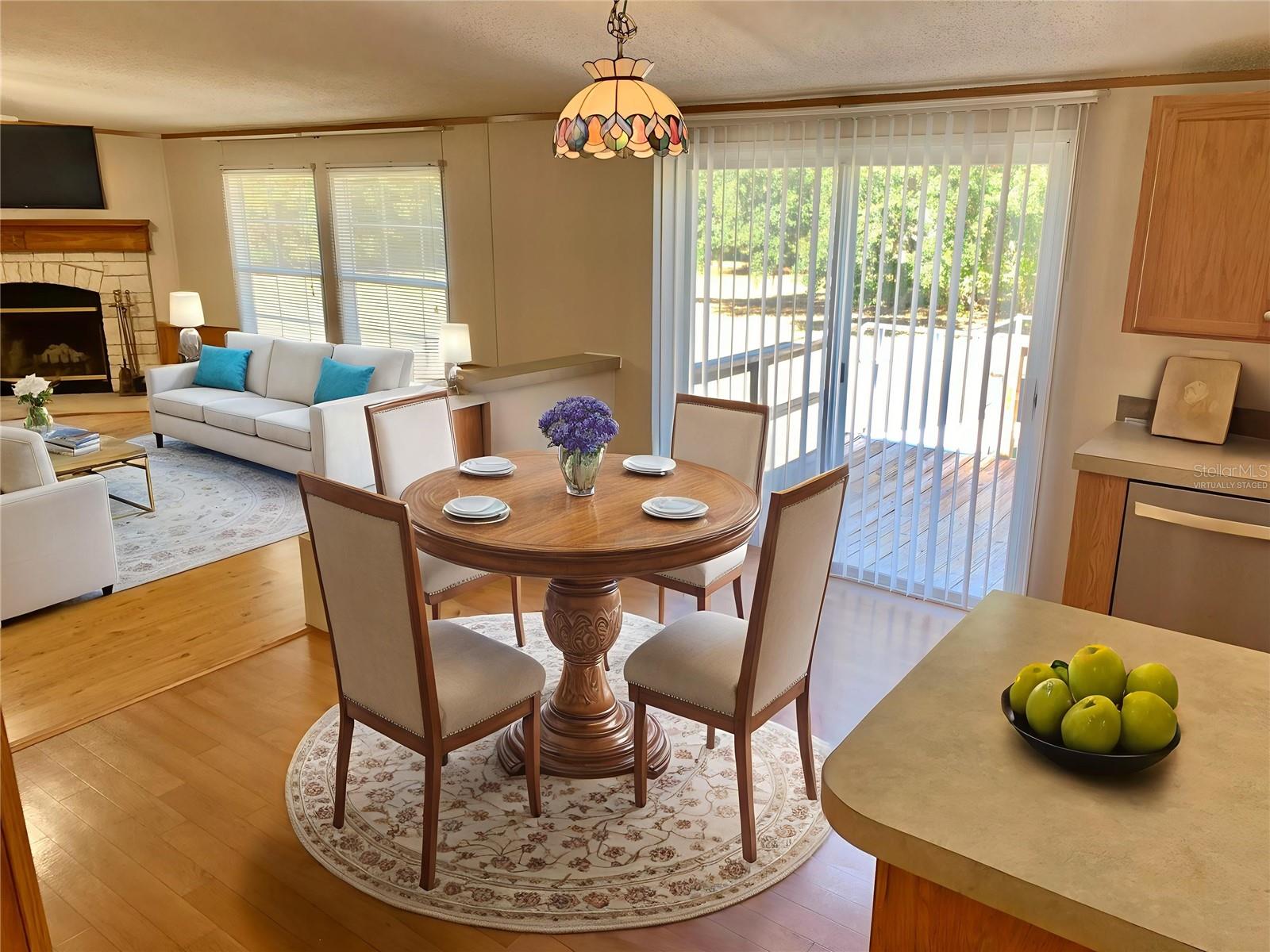 Image 11 of 53 For 12752 9th Place