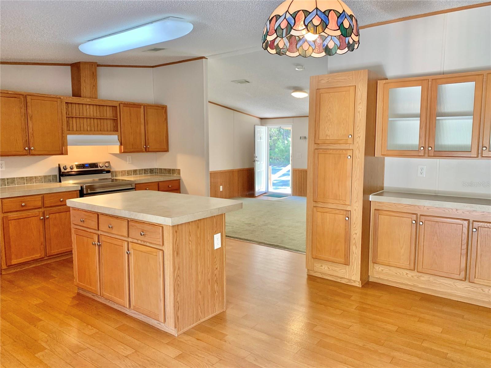 Image 14 of 53 For 12752 9th Place