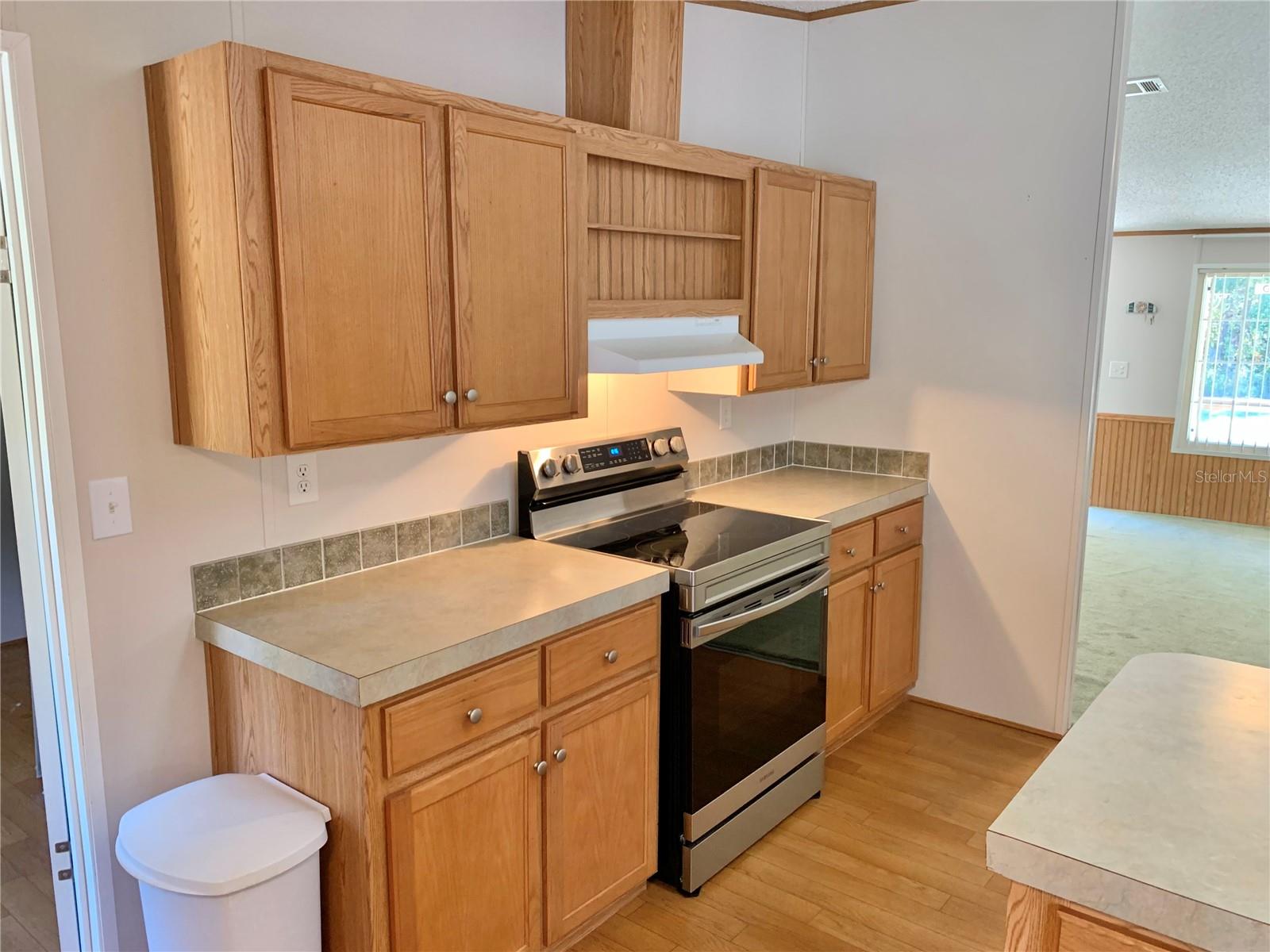 Image 15 of 53 For 12752 9th Place