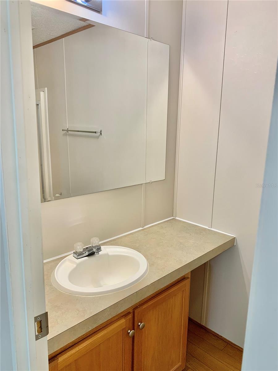 Image 31 of 53 For 12752 9th Place