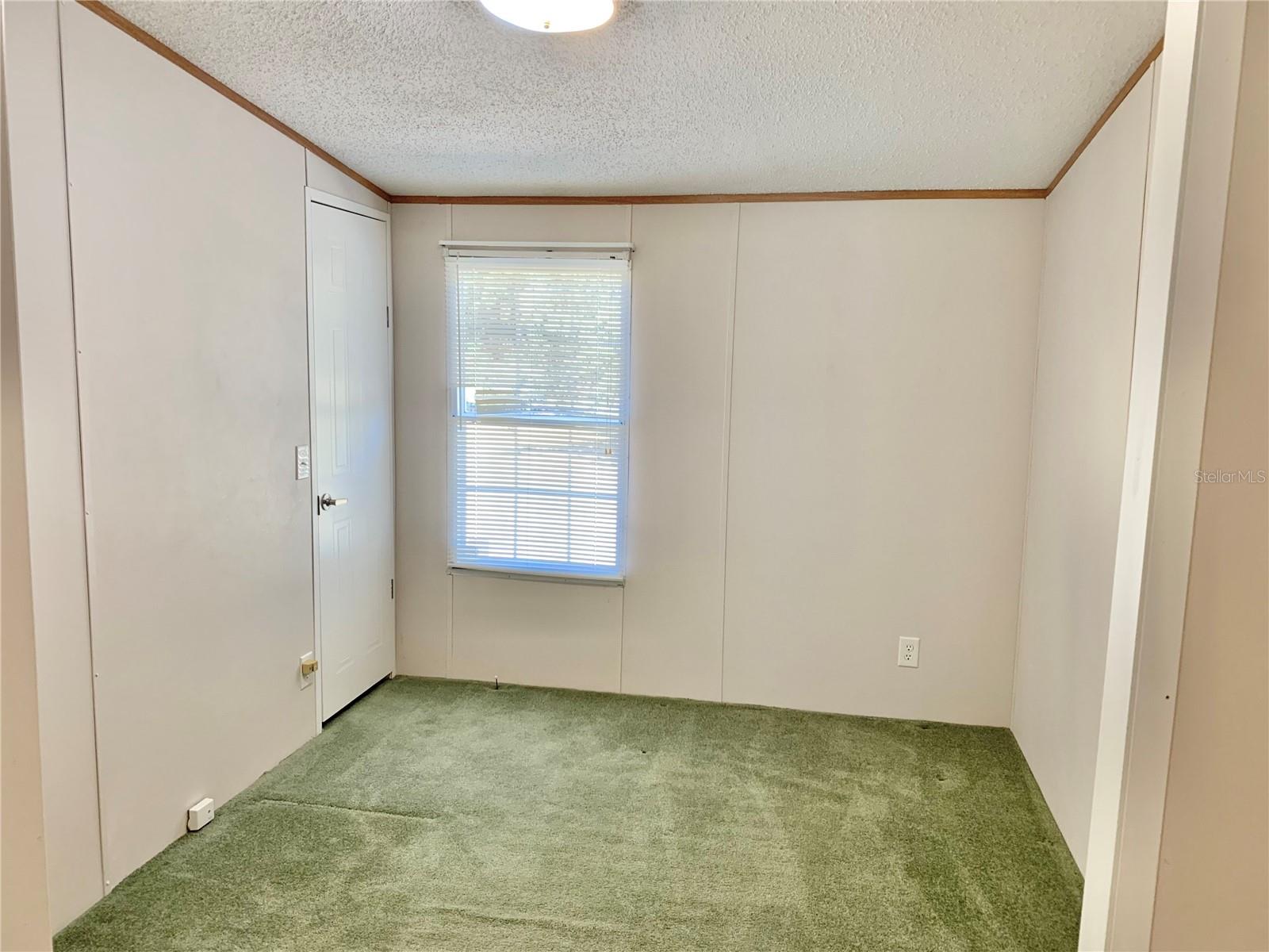 Image 41 of 53 For 12752 9th Place