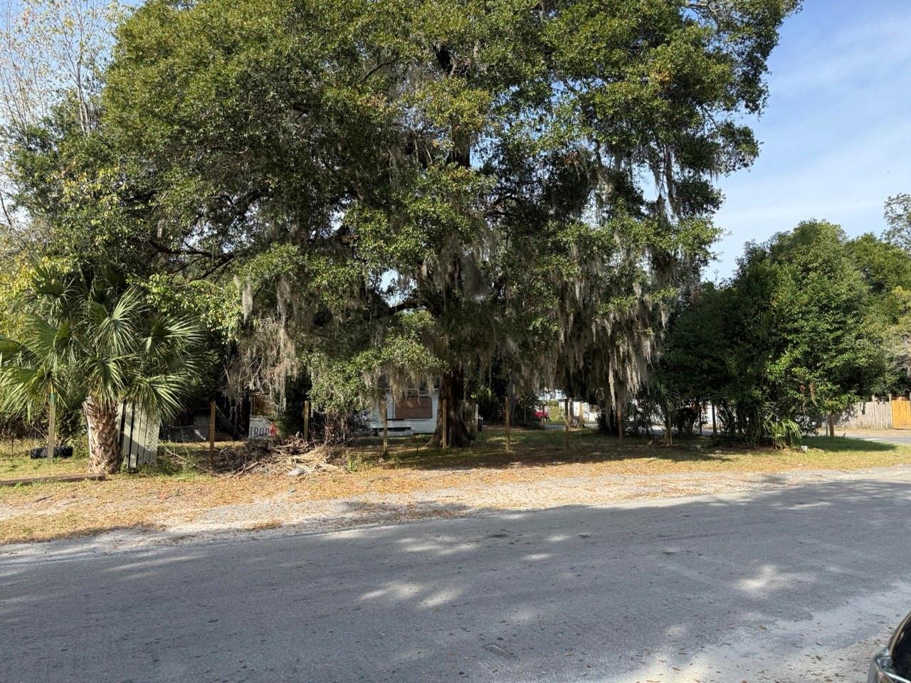 Image 2 of 3 For 22 11th Street