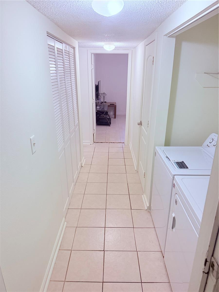 Image 10 of 17 For 6519 Newberry Road 202