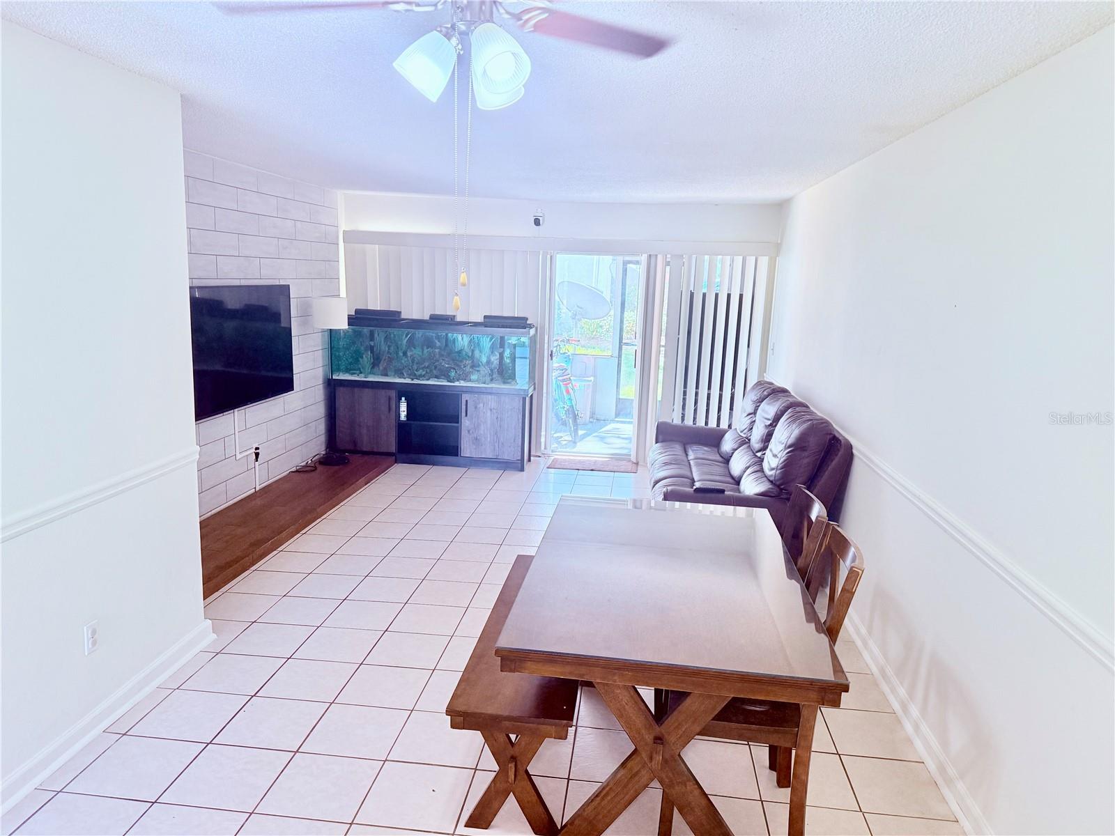 Image 6 of 17 For 6519 Newberry Road 202