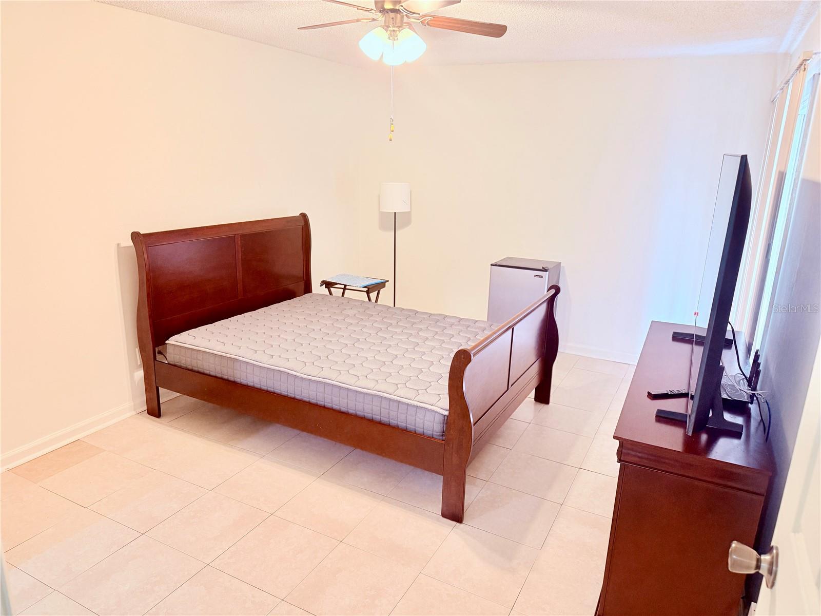 Image 8 of 17 For 6519 Newberry Road 202