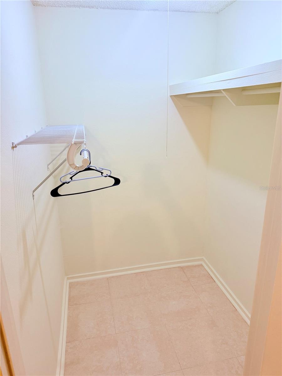 Image 9 of 17 For 6519 Newberry Road 202