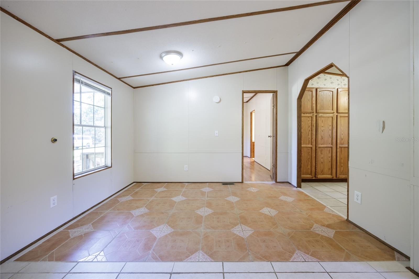 Image 12 of 46 For 7122 200th Terrace