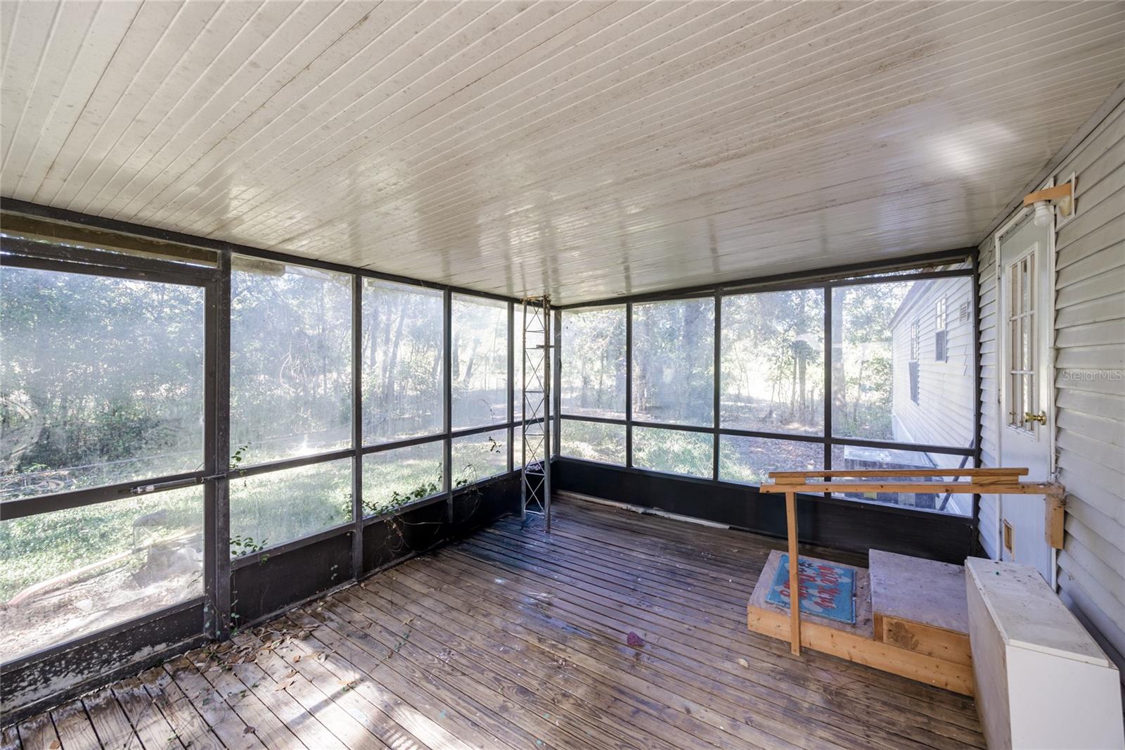 Image 38 of 46 For 7122 200th Terrace