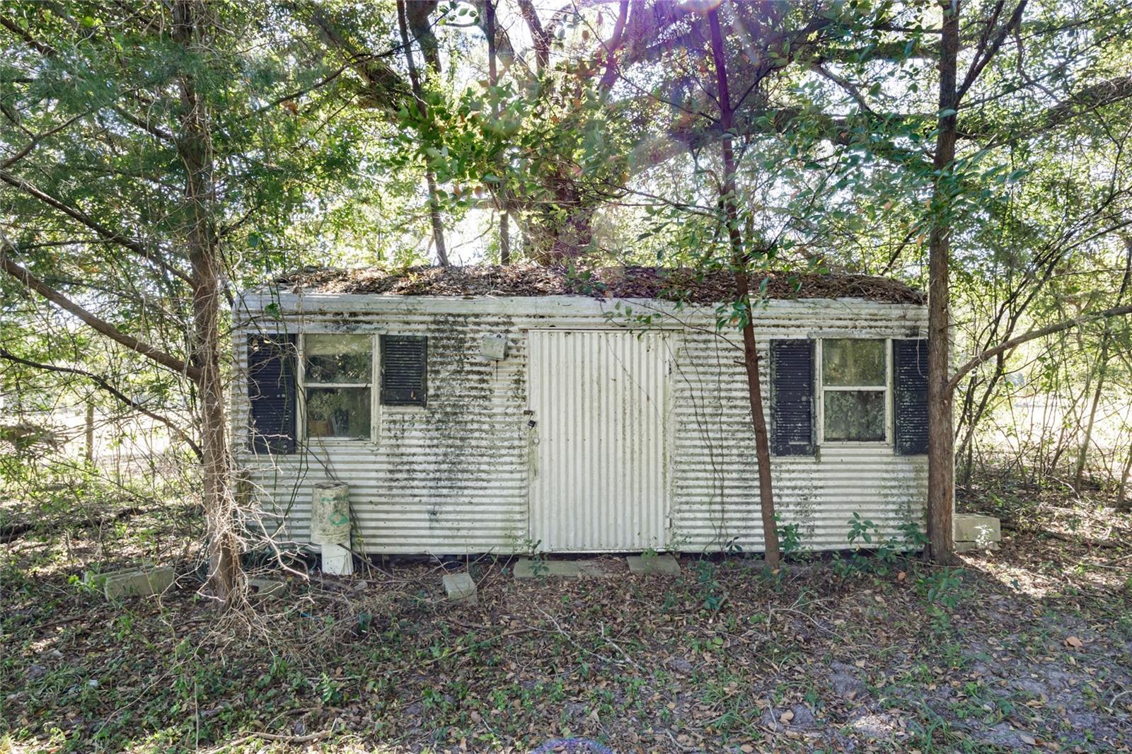 Image 40 of 46 For 7122 200th Terrace