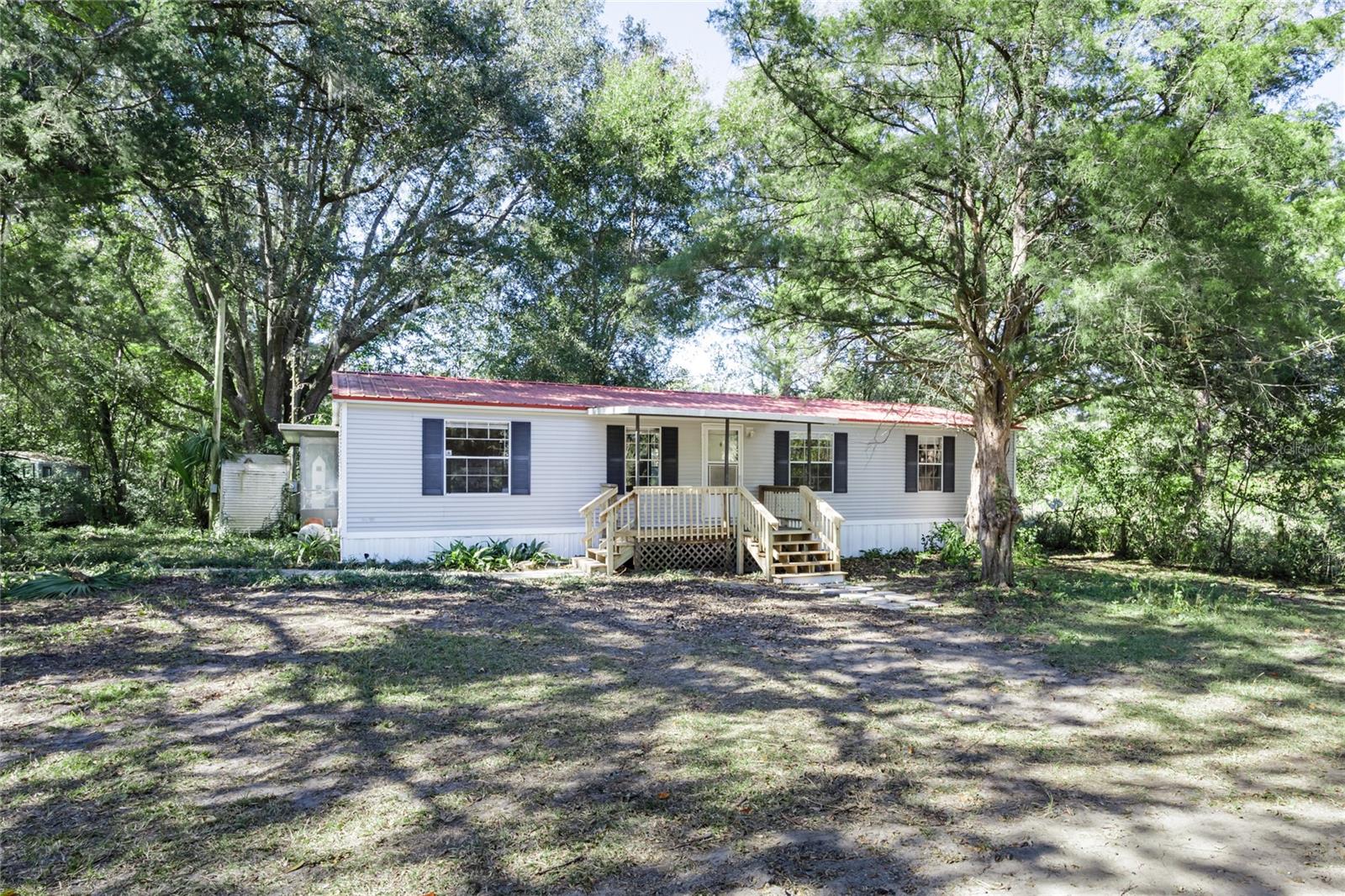 Image 5 of 46 For 7122 200th Terrace