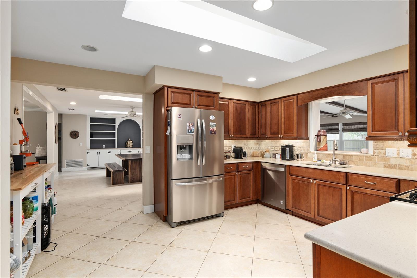 Image 27 of 92 For 2821 12th Place