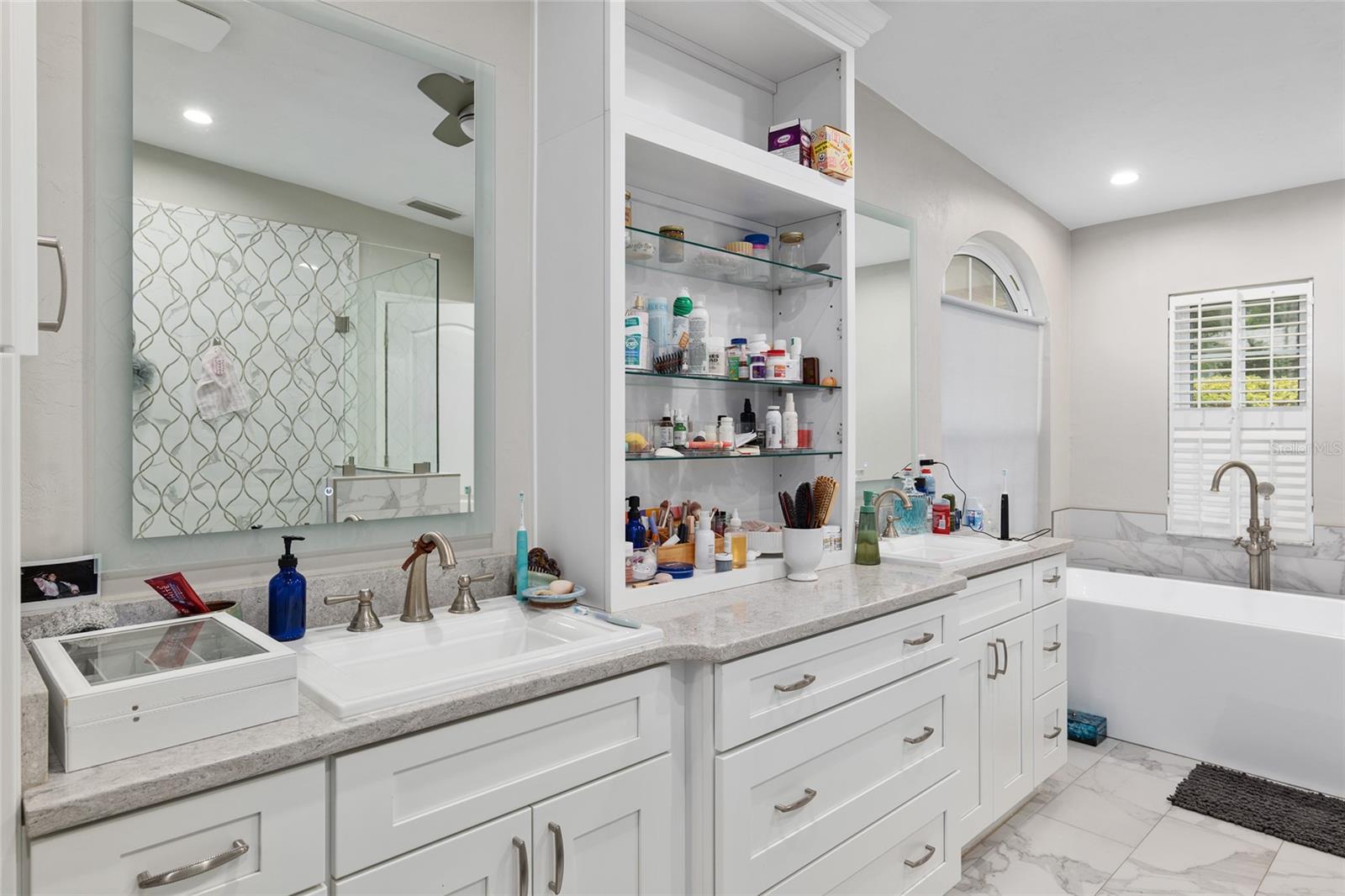 Image 34 of 92 For 2821 12th Place