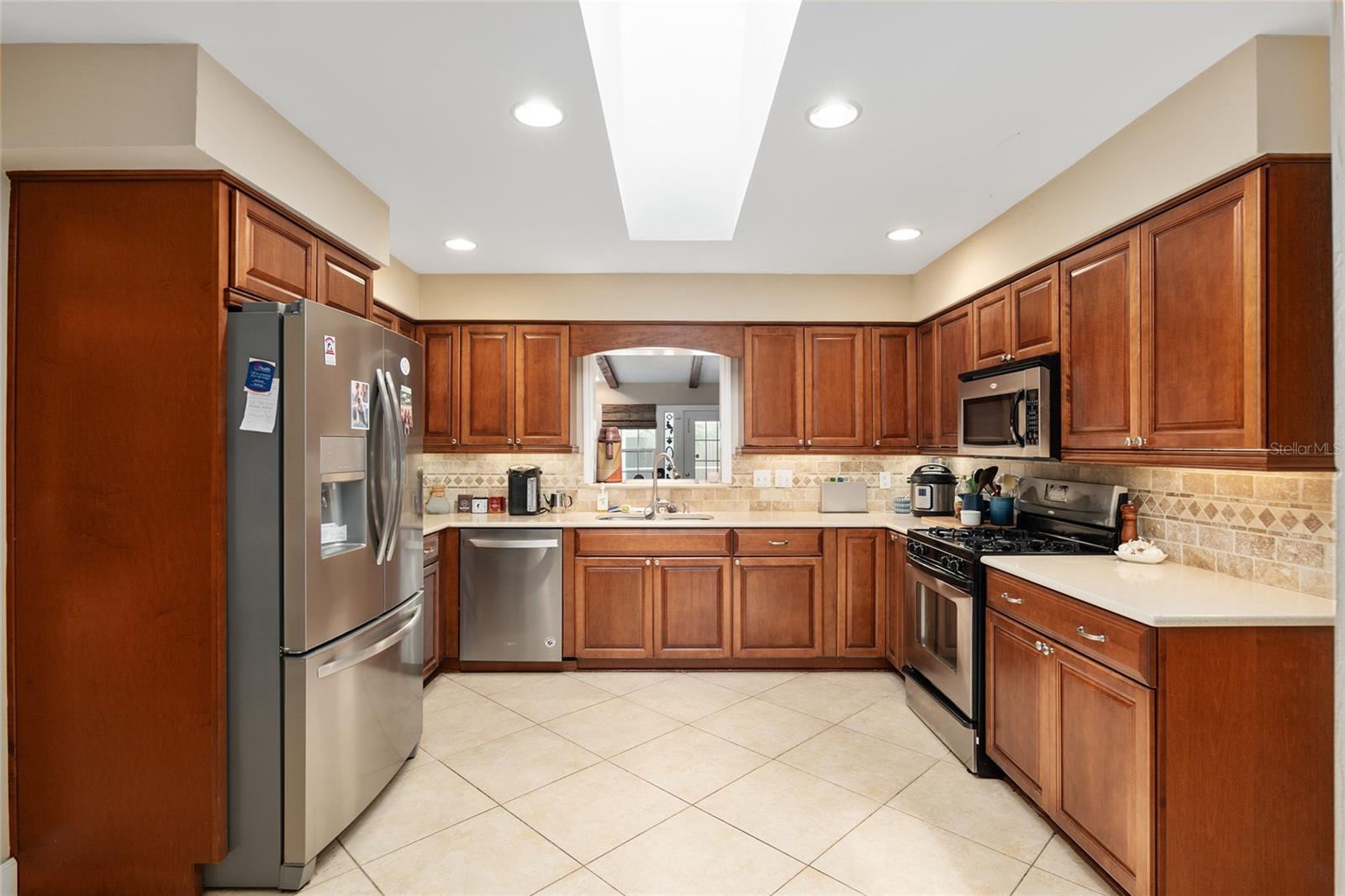 Image 4 of 92 For 2821 12th Place