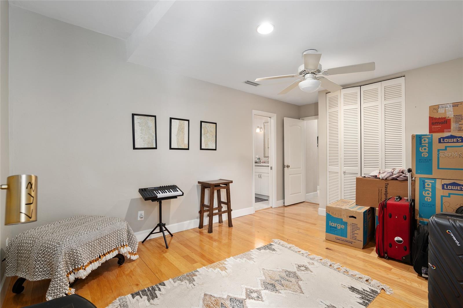 Image 40 of 92 For 2821 12th Place