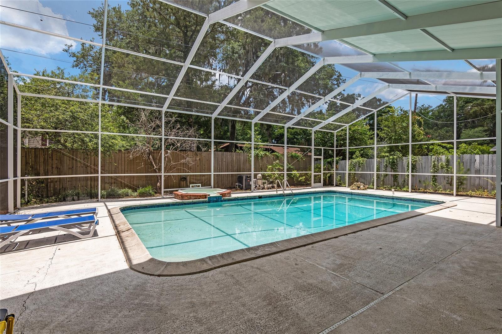 Image 54 of 92 For 2821 12th Place