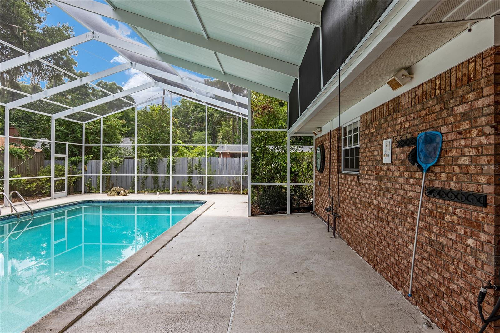 Image 61 of 92 For 2821 12th Place