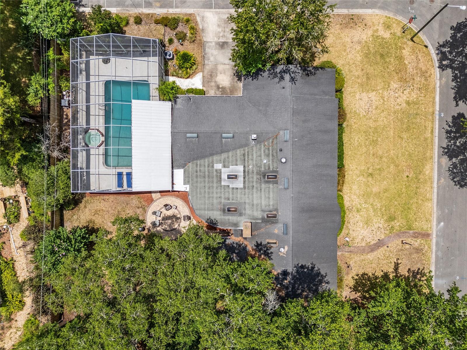 Image 71 of 92 For 2821 12th Place