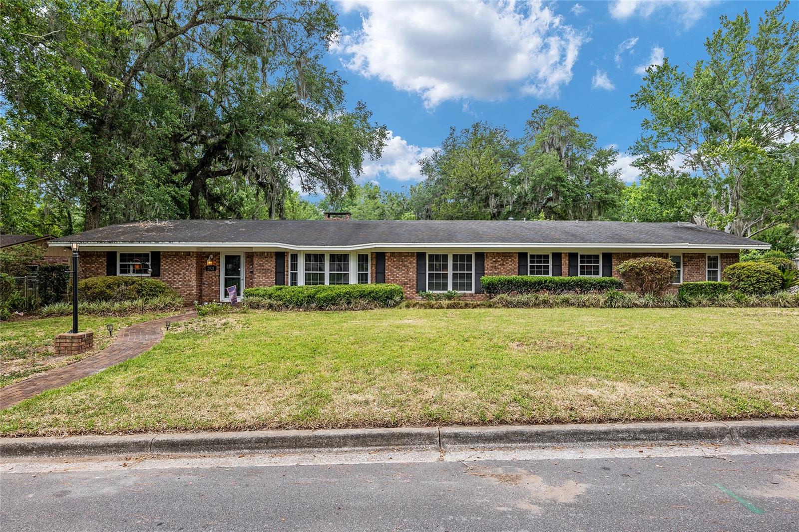 Image 78 of 92 For 2821 12th Place