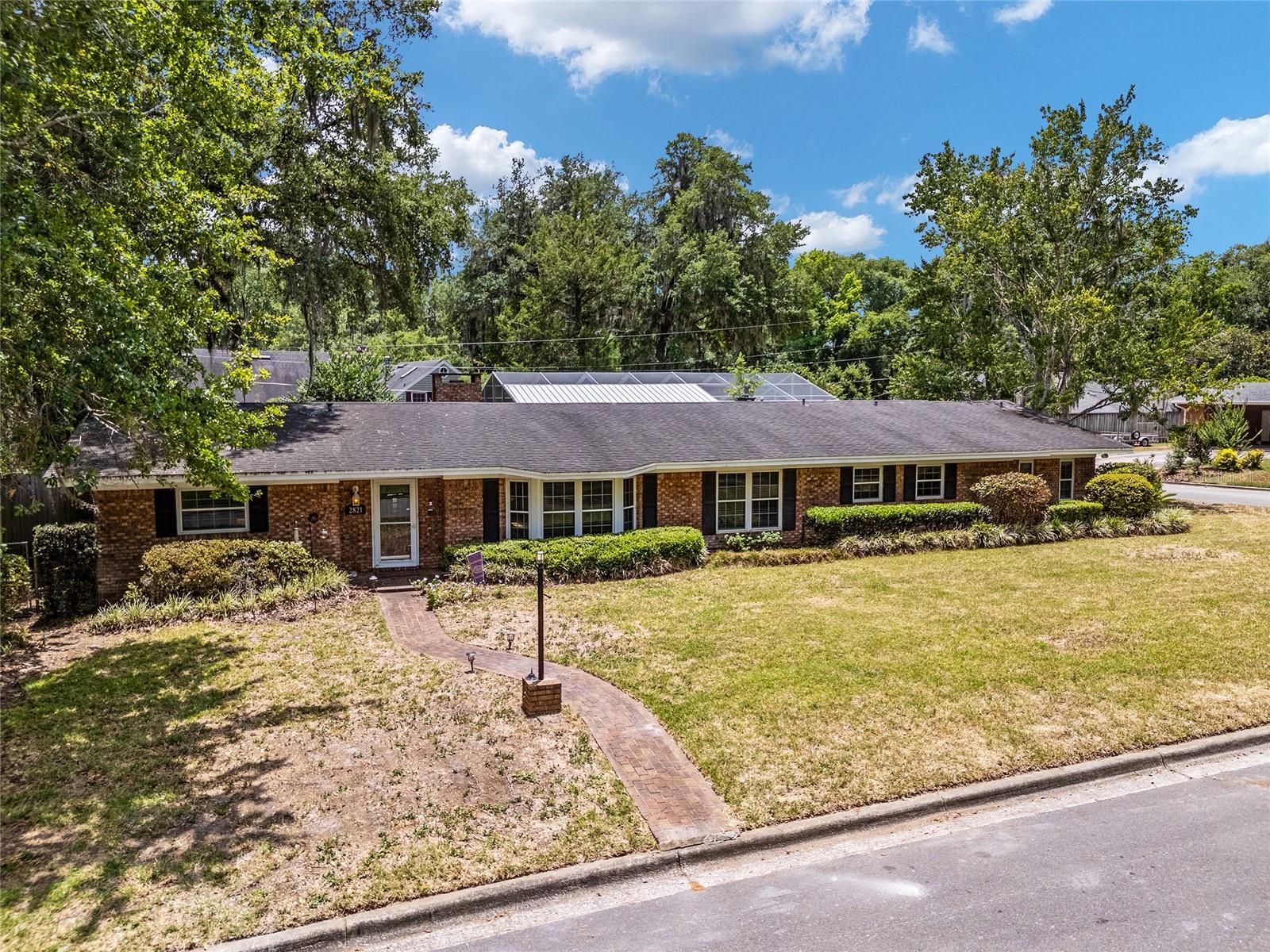 Image 85 of 92 For 2821 12th Place