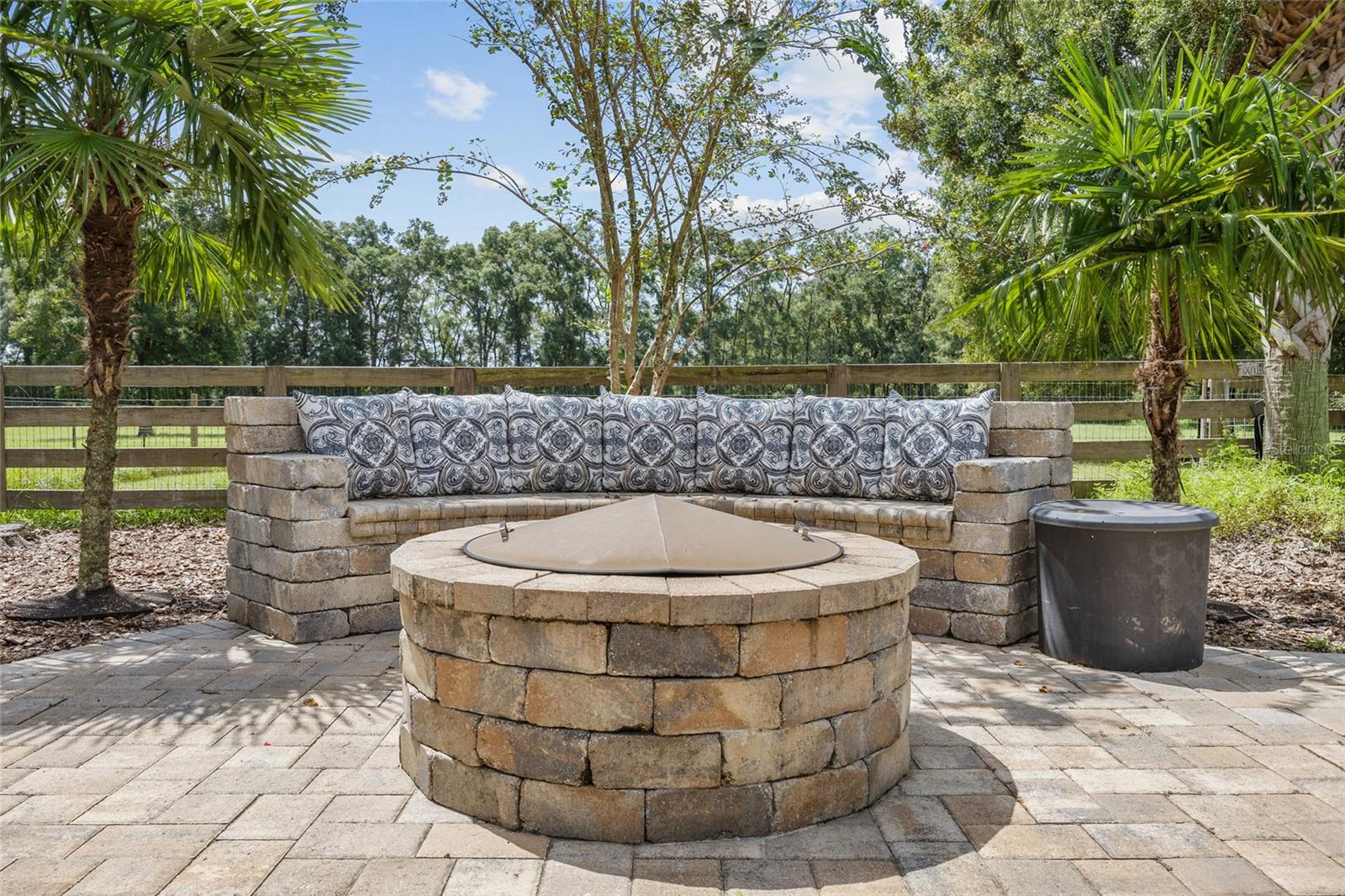 Image 11 of 100 For 25743 62nd Avenue