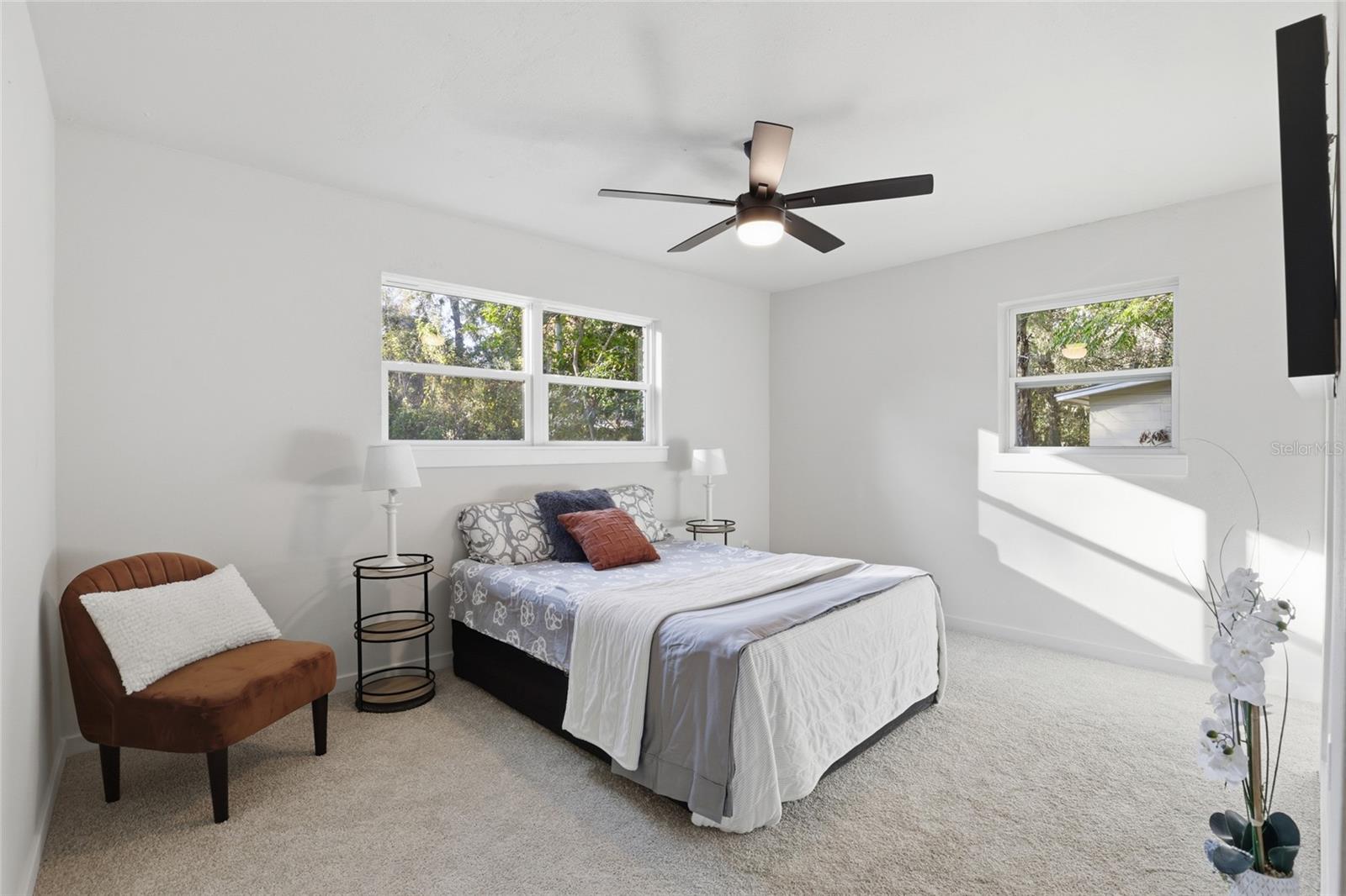 Image 16 of 27 For 601 35th Terrace