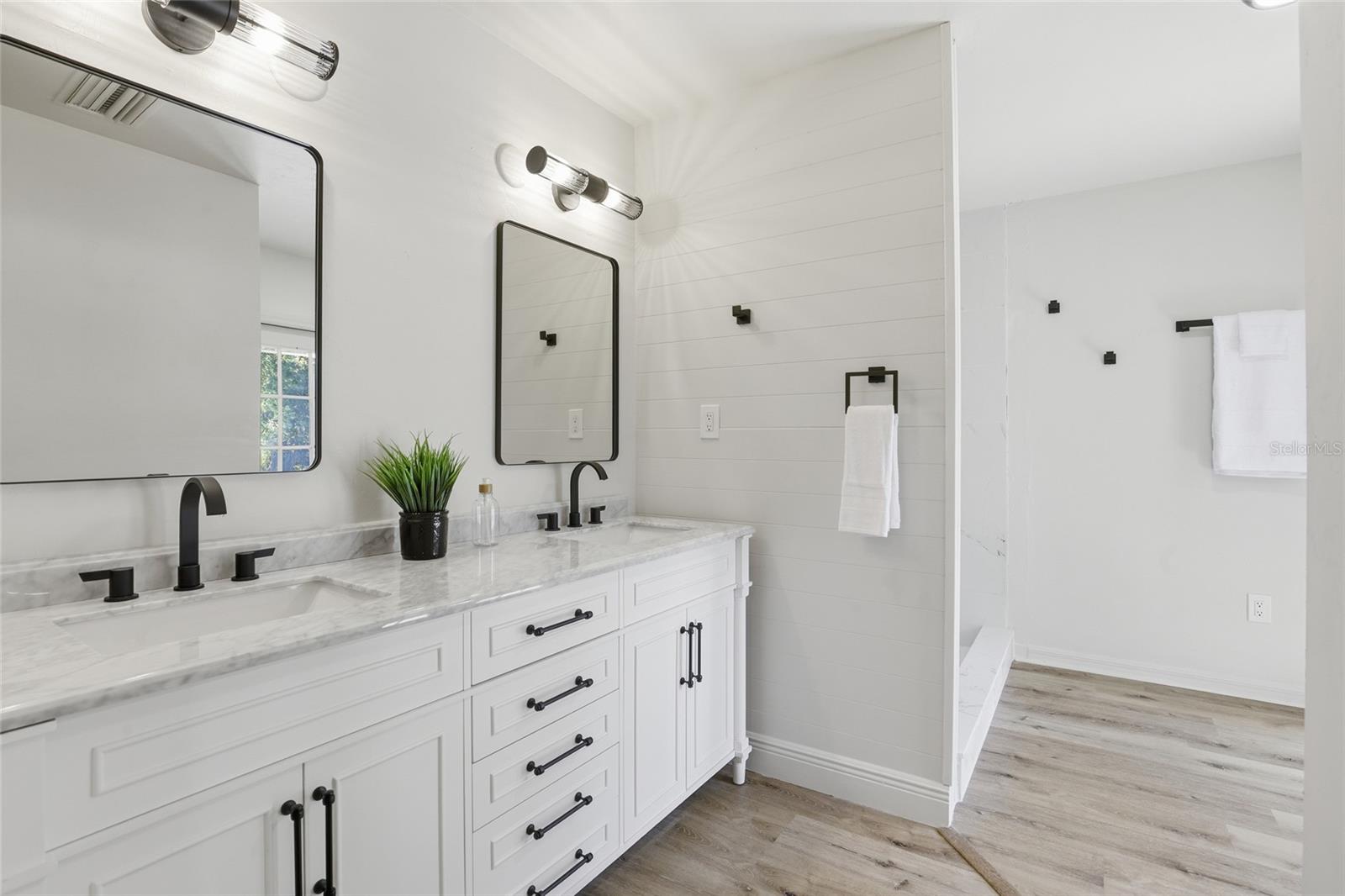 Image 19 of 40 For 9325 77th Court