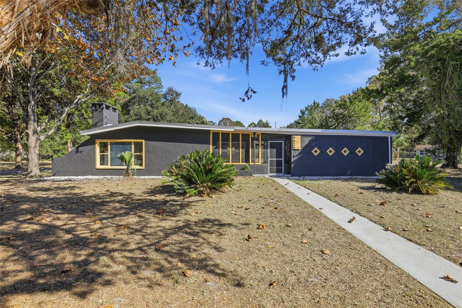 Image 2 of 40 For 9325 77th Court