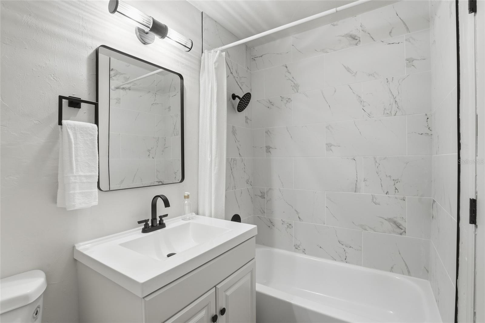 Image 22 of 40 For 9325 77th Court