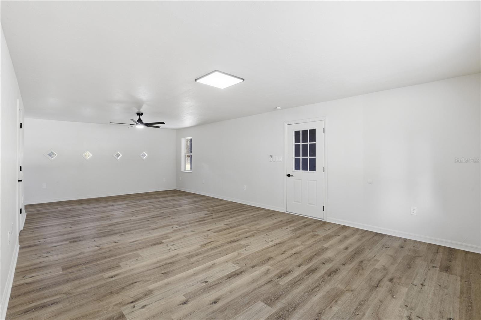 Image 25 of 40 For 9325 77th Court