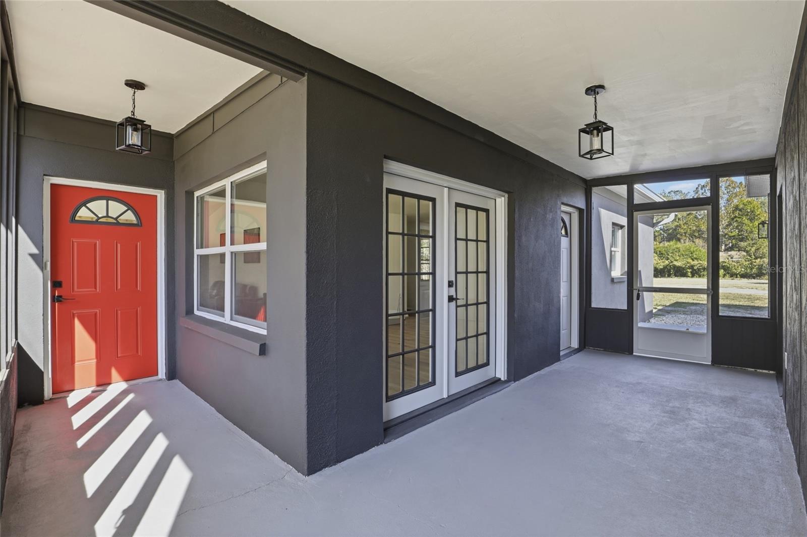 Image 4 of 40 For 9325 77th Court