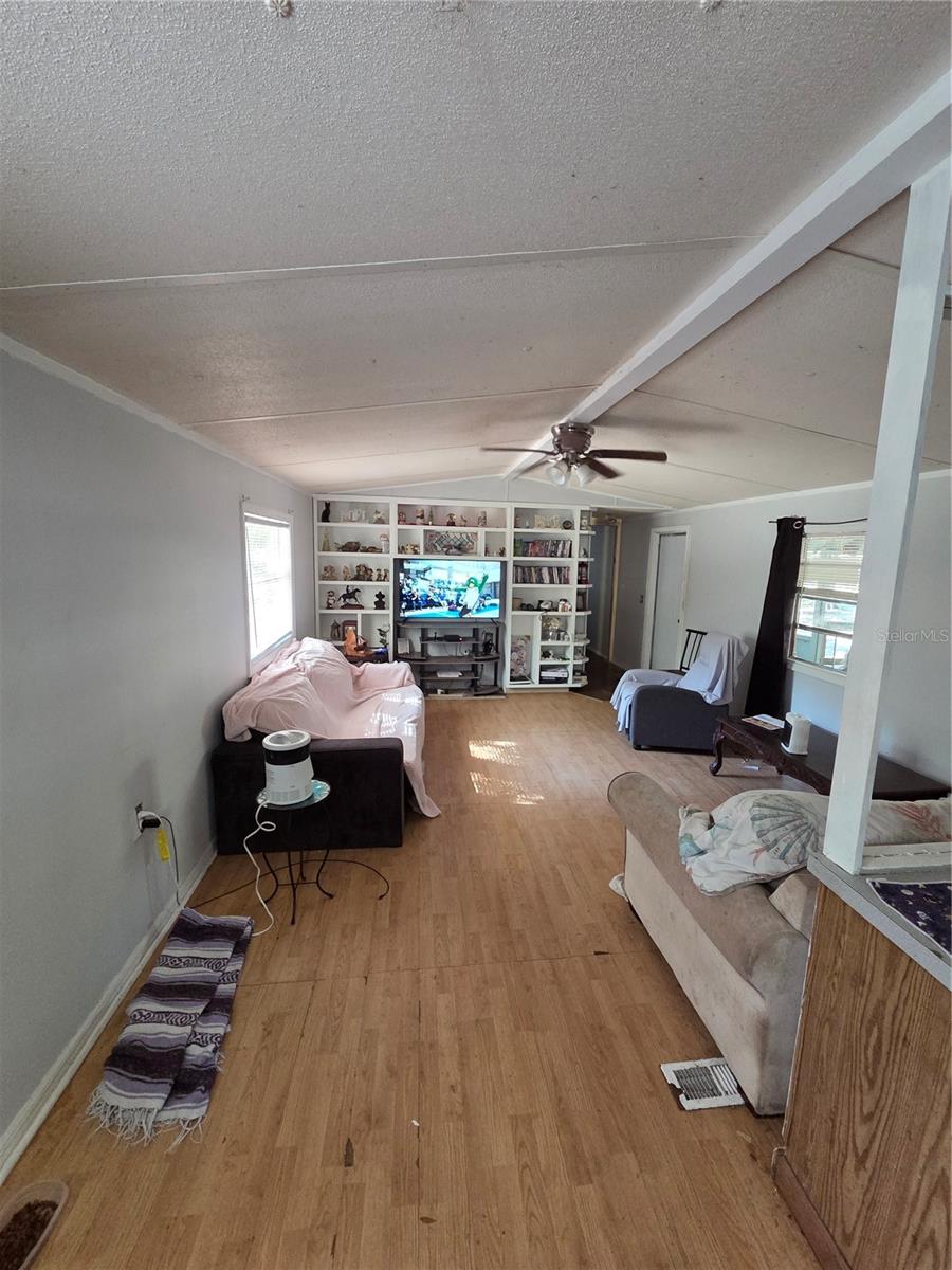 Image 16 of 33 For 118 Lemon Street