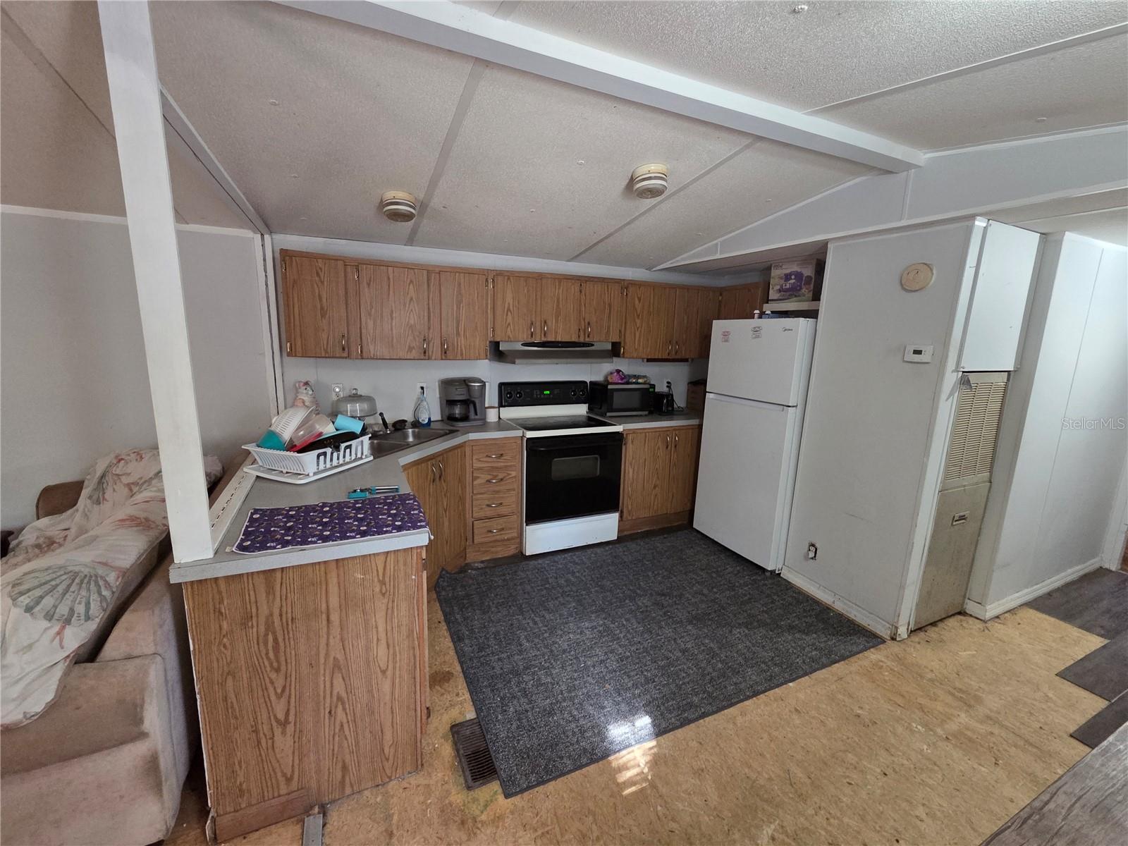 Image 18 of 33 For 118 Lemon Street