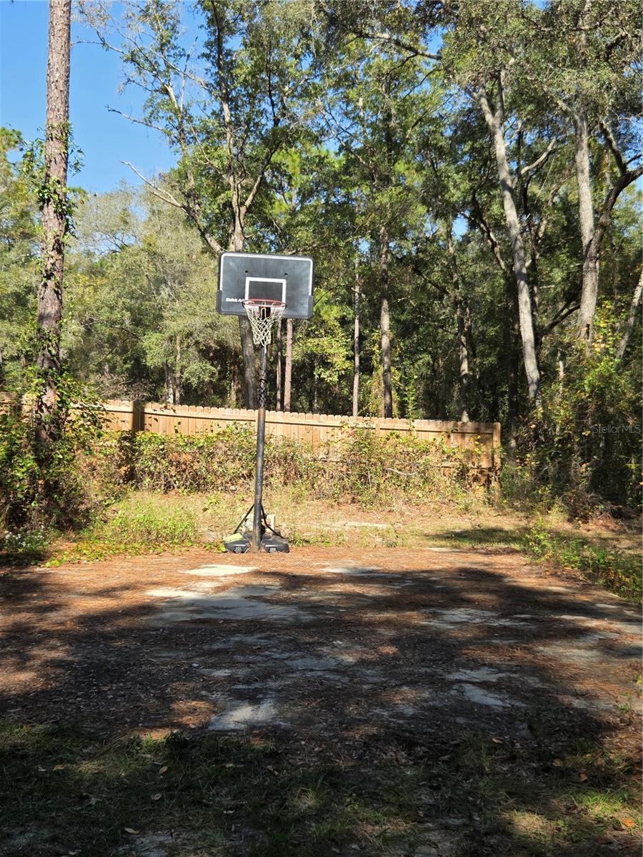 Image 29 of 33 For 118 Lemon Street